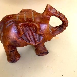 🐘 Decorative Wooden Elephant